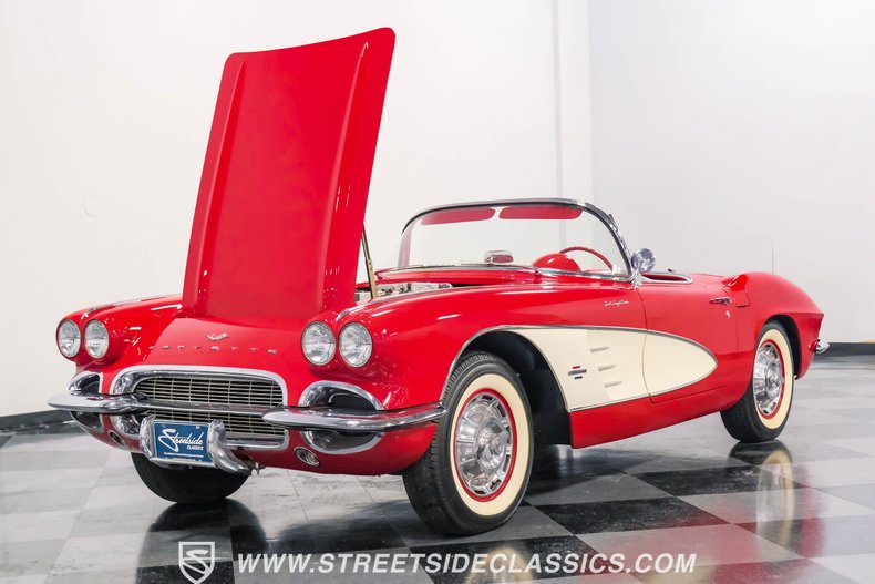 Unknown-Corvette-1961-Roman-Red-Red-42