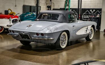 Unknown-Corvette-1961-Silver-Black-30