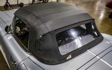 Unknown-Corvette-1961-Silver-Black-34
