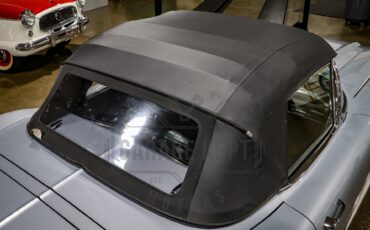 Unknown-Corvette-1961-Silver-Black-35