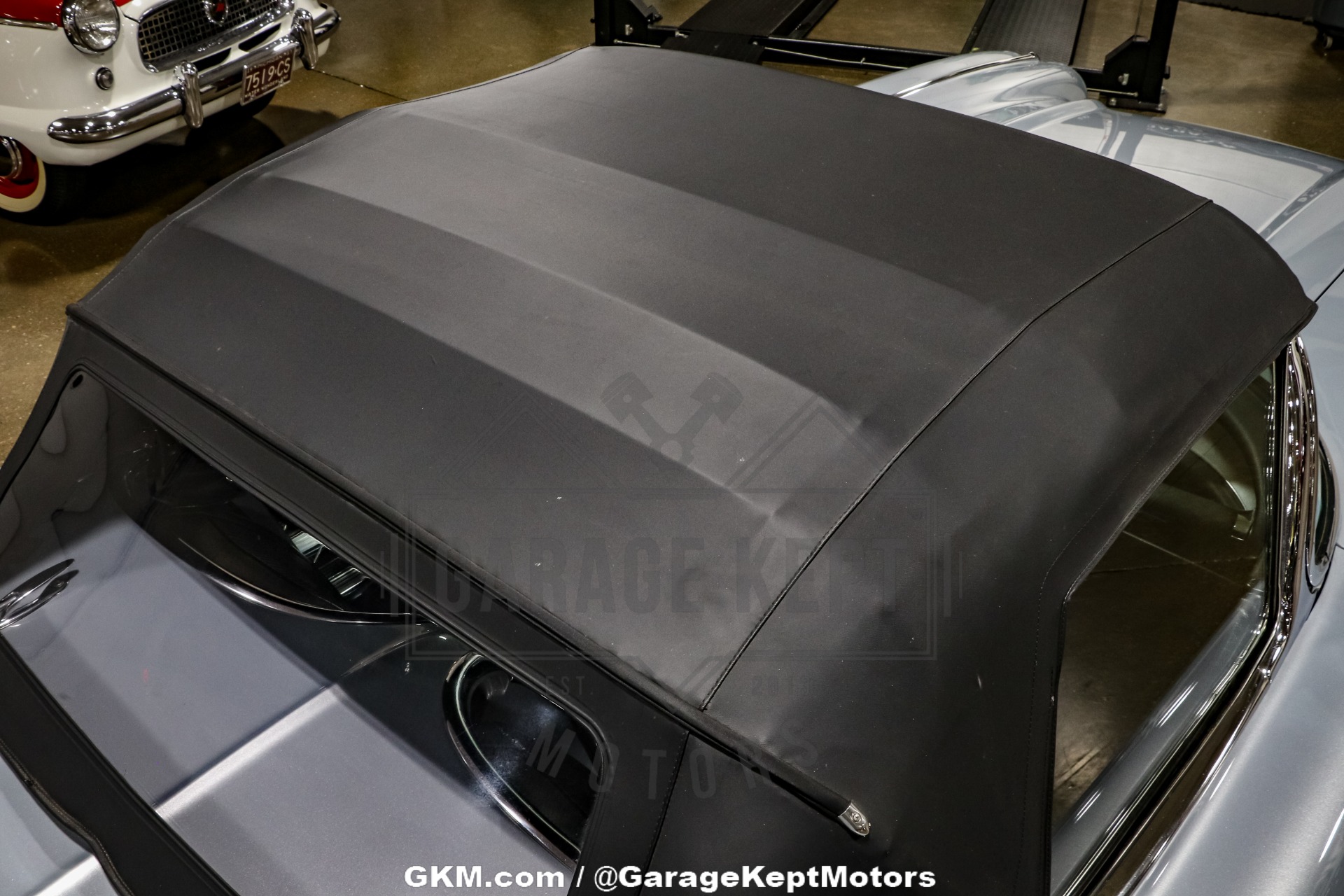 Unknown-Corvette-1961-Silver-Black-36