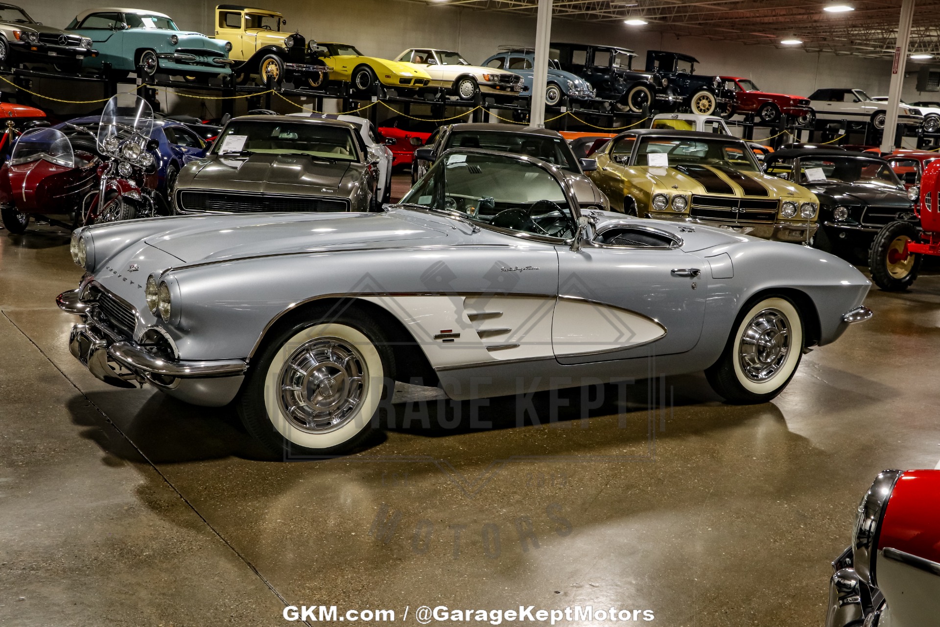 Unknown-Corvette-1961-Silver-Black-38