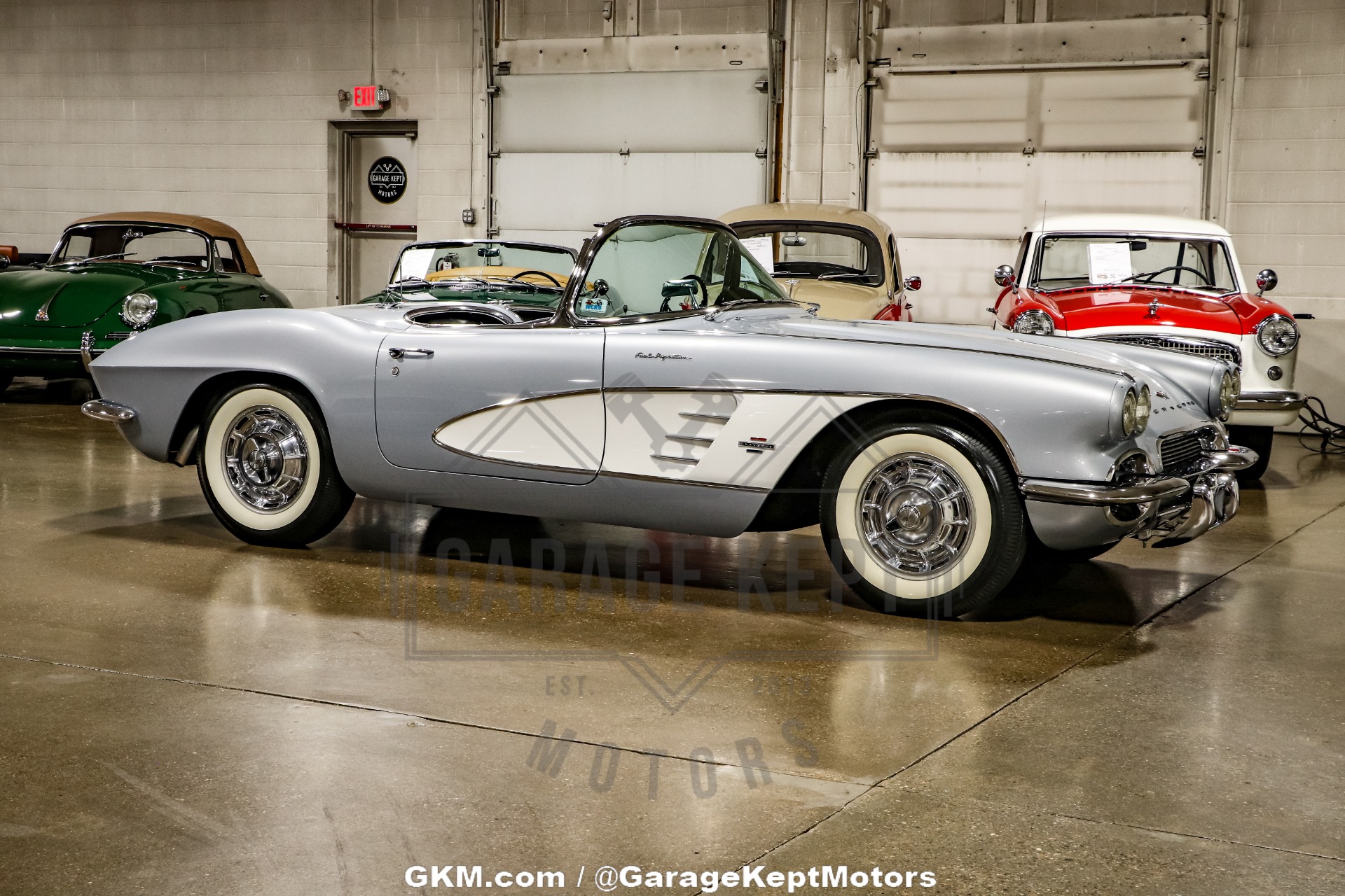 Unknown-Corvette-1961-Silver-Black-41