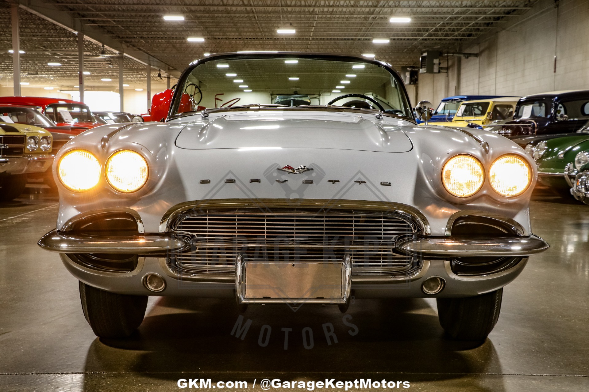Unknown-Corvette-1961-Silver-Black-42