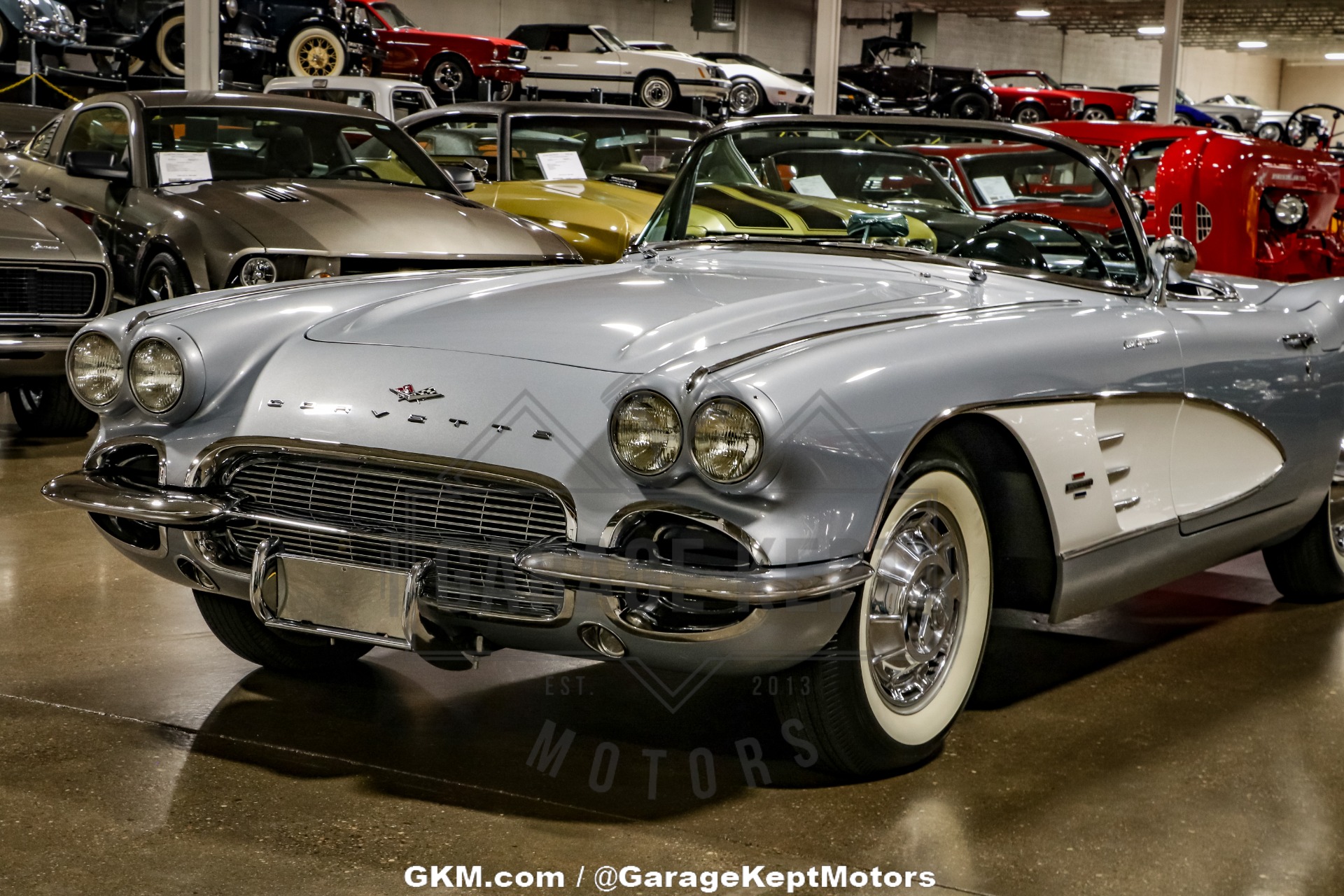 Unknown-Corvette-1961-Silver-Black-44