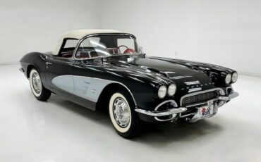 Unknown-Corvette-1961-Tuxedo-Black-Red-18
