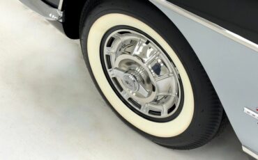 Unknown-Corvette-1961-Tuxedo-Black-Red-22