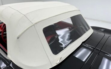 Unknown-Corvette-1961-Tuxedo-Black-Red-27