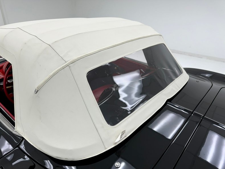 Unknown-Corvette-1961-Tuxedo-Black-Red-27