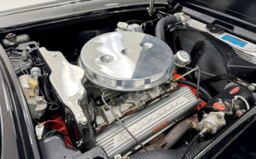 Unknown-Corvette-1961-Tuxedo-Black-Red-32