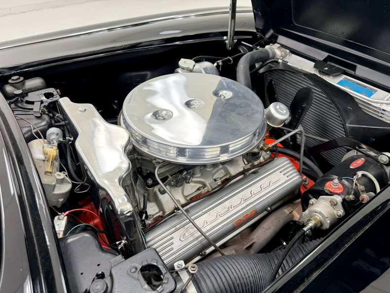 Unknown-Corvette-1961-Tuxedo-Black-Red-32