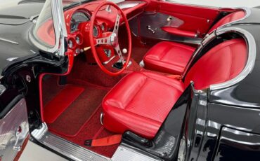 Unknown-Corvette-1961-Tuxedo-Black-Red-43