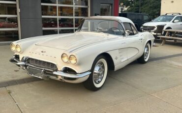 Unknown-Corvette-1961-White-10