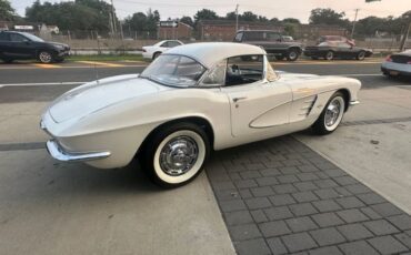 Unknown-Corvette-1961-White-14