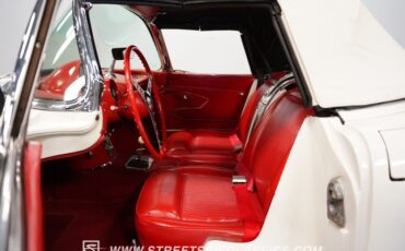 Unknown-Corvette-1961-White-Red-11