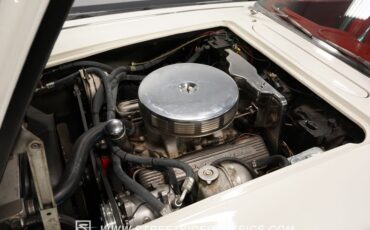 Unknown-Corvette-1961-White-Red-2