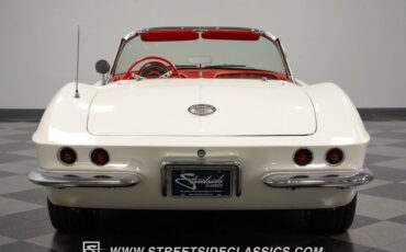 Unknown-Corvette-1961-White-Red-21