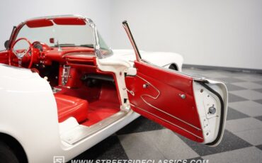 Unknown-Corvette-1961-White-Red-47