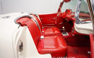 Unknown-Corvette-1961-White-Red-48