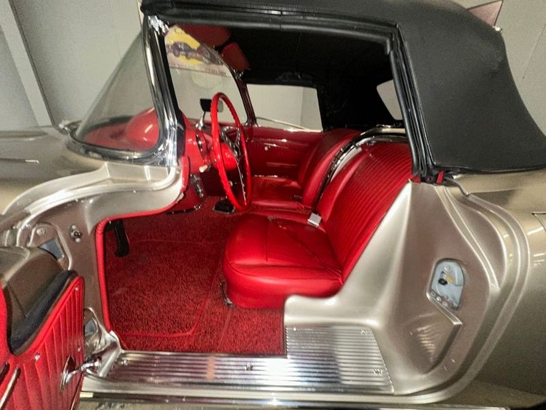 Unknown-Corvette-1962-Fawn-Beige-Red-24