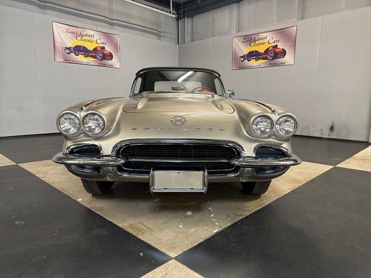 Unknown-Corvette-1962-Fawn-Beige-Red-26