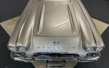 Unknown-Corvette-1962-Fawn-Beige-Red-28
