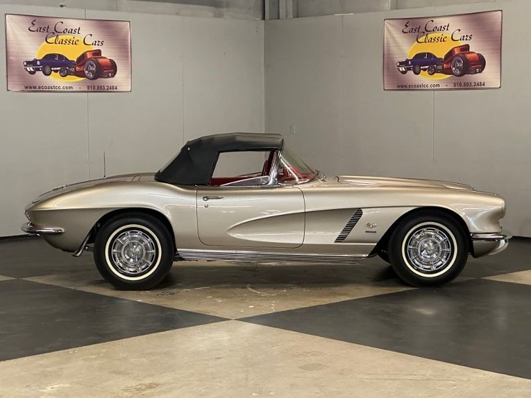 Unknown-Corvette-1962-Fawn-Beige-Red-29