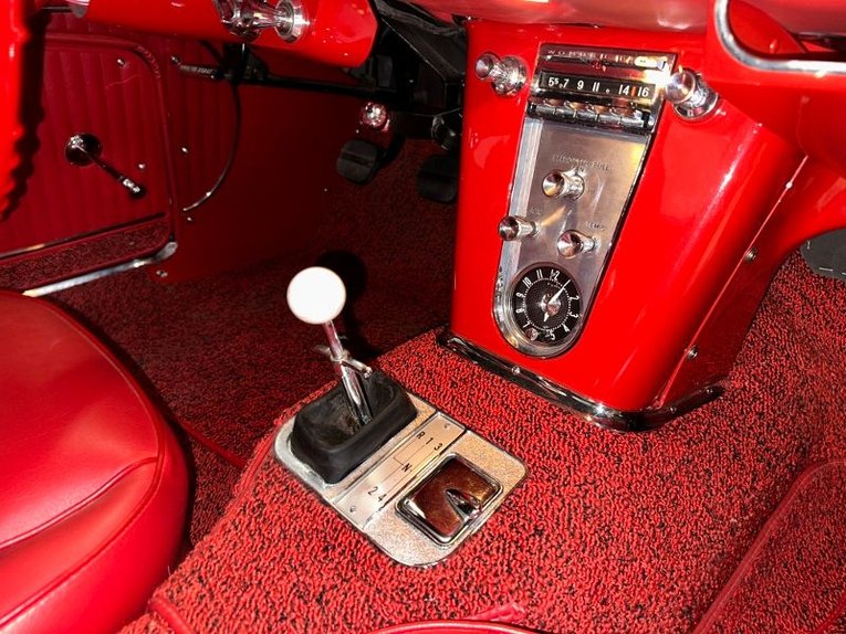 Unknown-Corvette-1962-Fawn-Beige-Red-32