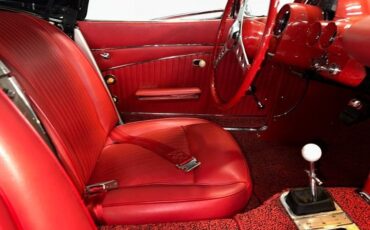 Unknown-Corvette-1962-Fawn-Beige-Red-33