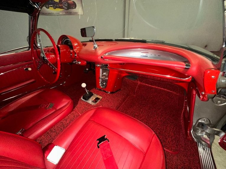 Unknown-Corvette-1962-Fawn-Beige-Red-36