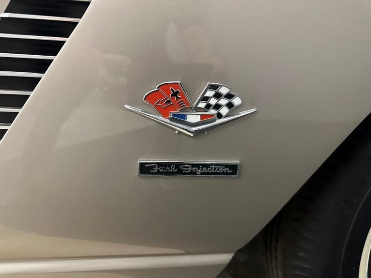 Unknown-Corvette-1962-Fawn-Beige-Red-40