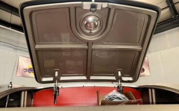 Unknown-Corvette-1962-Fawn-Beige-Red-43