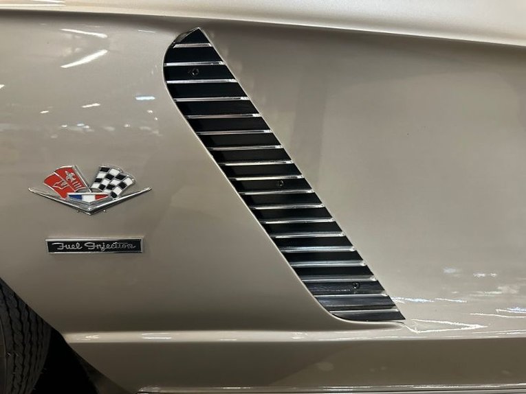 Unknown-Corvette-1962-Fawn-Beige-Red-9