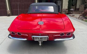 Unknown-Corvette-1962-Red-Red-7