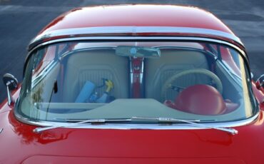 Unknown-Corvette-1962-Red-Tan-12