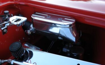 Unknown-Corvette-1962-Red-Tan-13