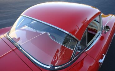 Unknown-Corvette-1962-Red-Tan-19