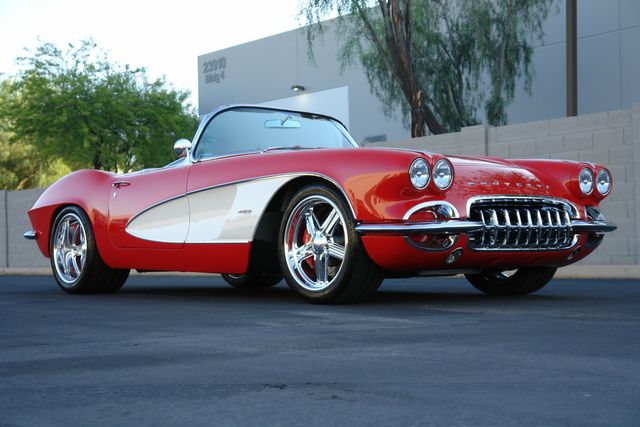 Unknown-Corvette-1962-Red-Tan-22