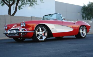 Unknown-Corvette-1962-Red-Tan-27