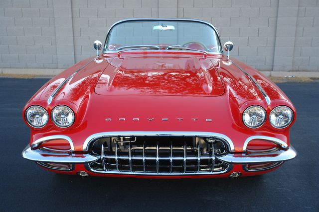Unknown-Corvette-1962-Red-Tan-28