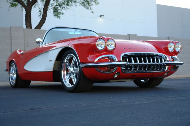 Unknown-Corvette-1962-Red-Tan-32