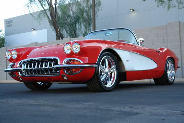 Unknown-Corvette-1962-Red-Tan-34