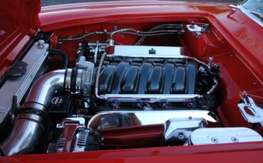 Unknown-Corvette-1962-Red-Tan-36