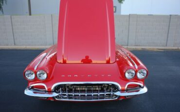 Unknown-Corvette-1962-Red-Tan-41