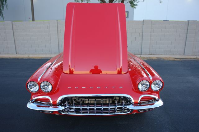 Unknown-Corvette-1962-Red-Tan-41