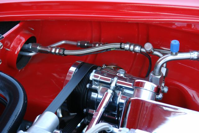 Unknown-Corvette-1962-Red-Tan-42