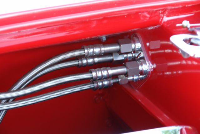 Unknown-Corvette-1962-Red-Tan-43