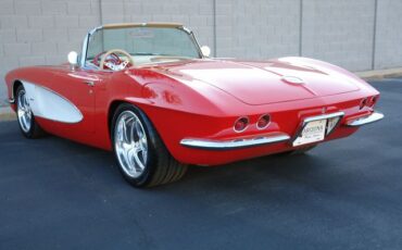 Unknown-Corvette-1962-Red-Tan-44