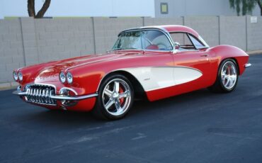 Unknown-Corvette-1962-Red-Tan-8