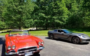 Unknown-Corvette-1962-Roman-Red-1